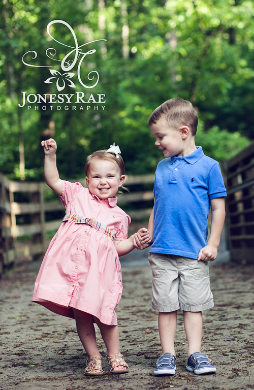 Diana Toone with Jonesy rae photography taking award wining portraits of newborns babies and kids in sandy utah of the salt lake city area (5)